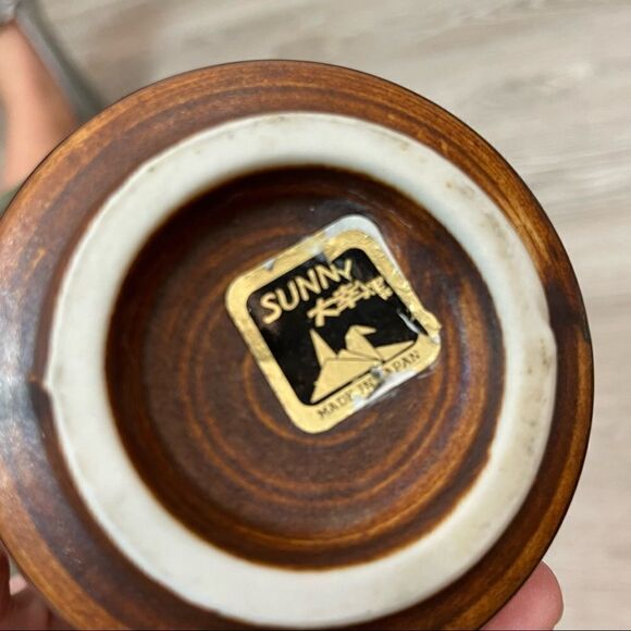 EARTHWARE PRIMITIVE GLAZE CERAMIC SIPPER SUNNY - Picture 8 of 8